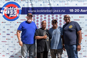Музыканты Эдвард Рубио, Джозеф Ласти, Мервин Кэмпбелл и Митчелл Плейр (слева направо) на пресс-конференции коллектива Joe Lastie’s New Orleans Sound в рамках фестиваля Koktebel Jazz Party 2017.
